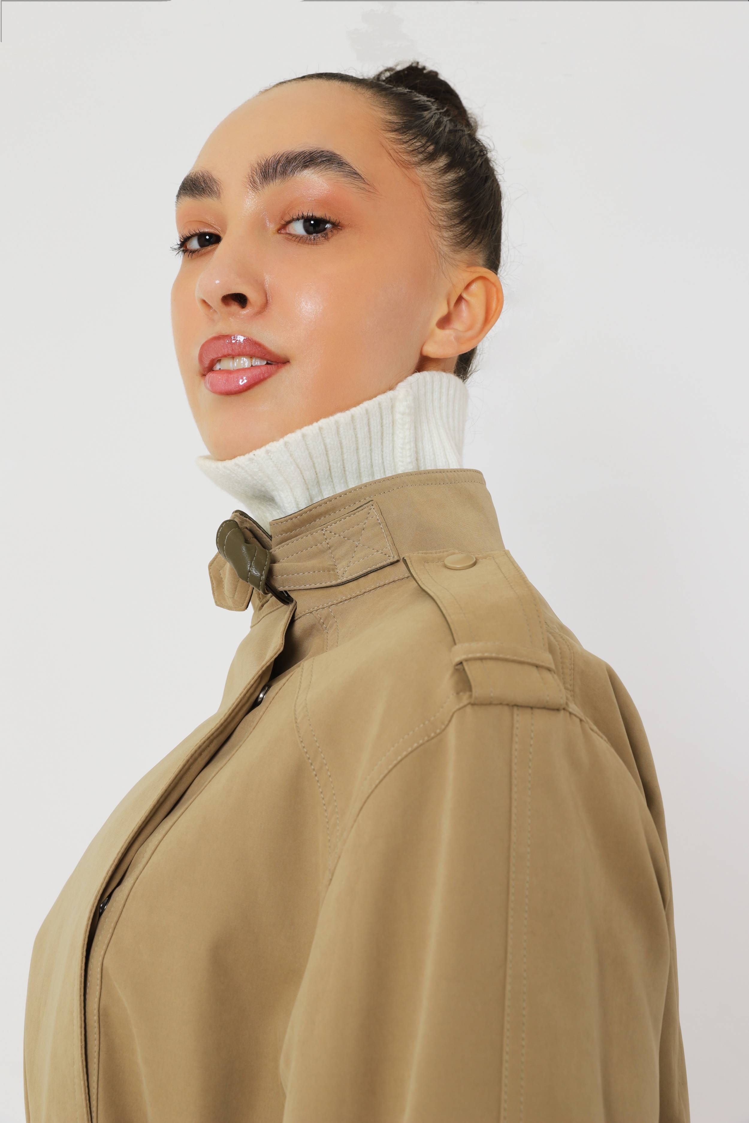 Trench coat with belt