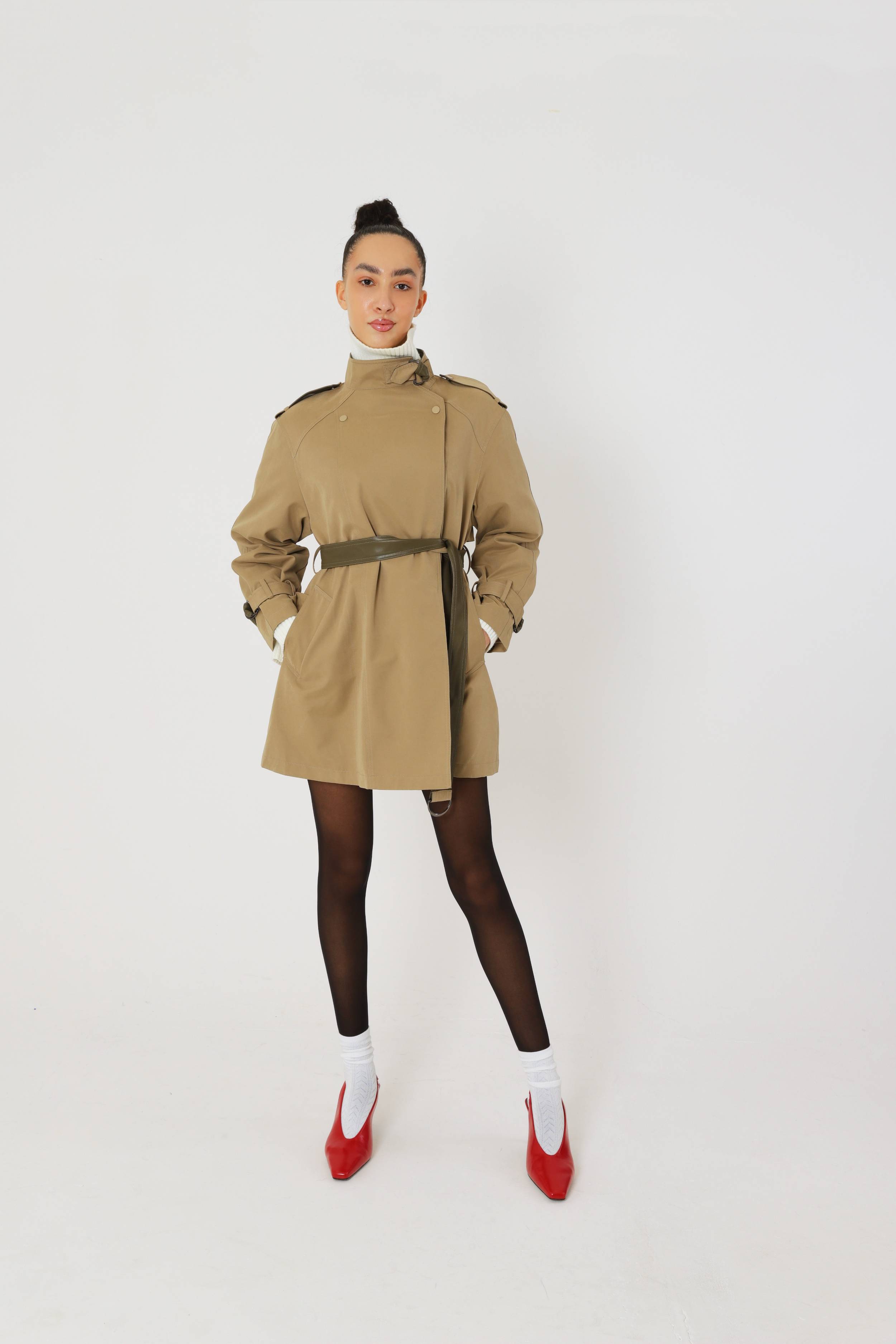 Trench coat with belt