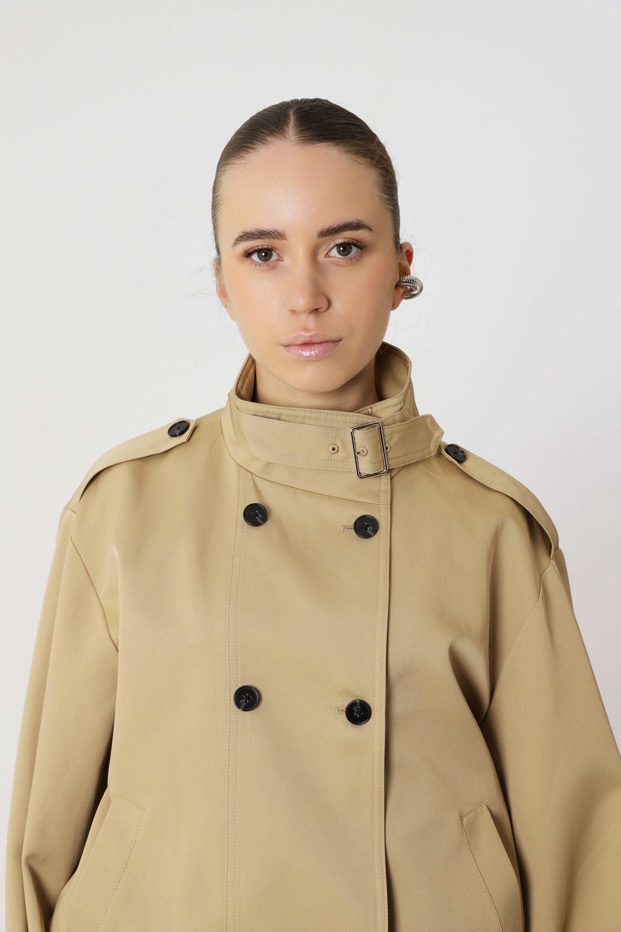 Cropped trench coat