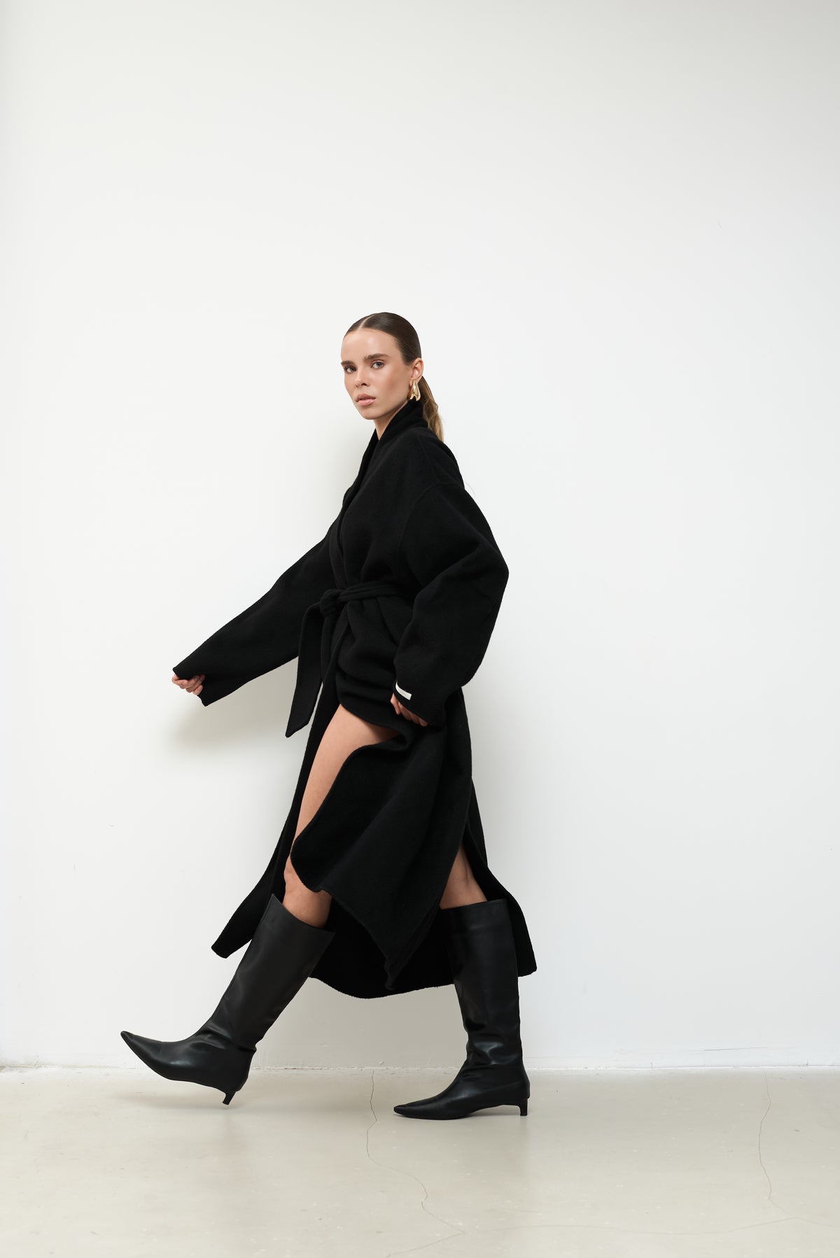 MAXI BLACK PURE WOOL COAT